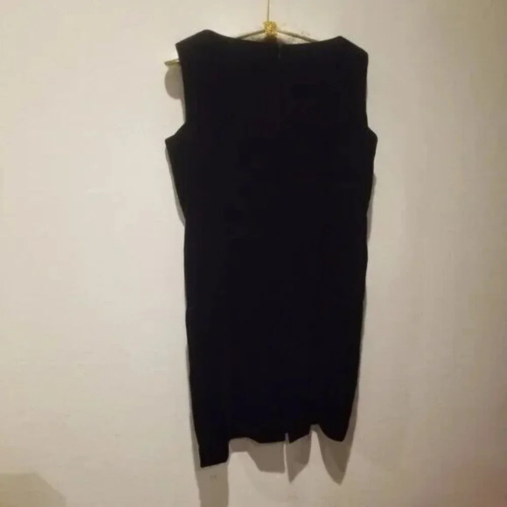 Jaeger Women Boat Neck Black Velvet Sleeveless Sheath Dress Knee Length Slit - Picture 2 of 6